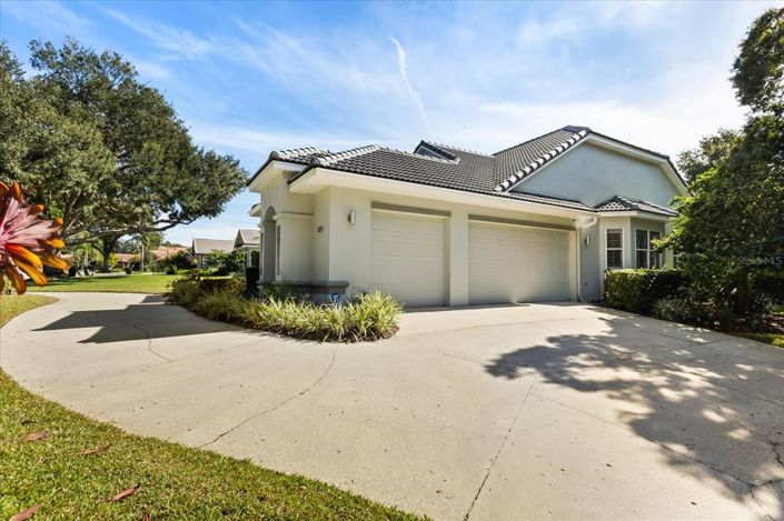 Image No.44-4 Bed House for sale