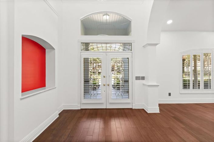 Image No.5-4 Bed House for sale