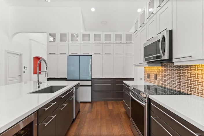 Image No.9-4 Bed House for sale