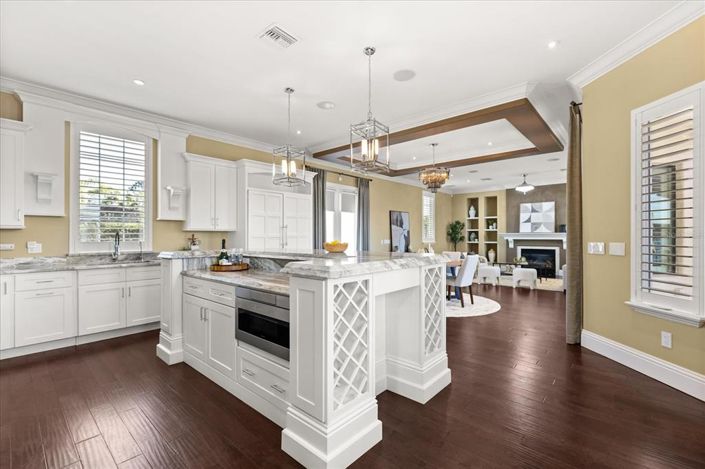 Image No.12-4 Bed House for sale