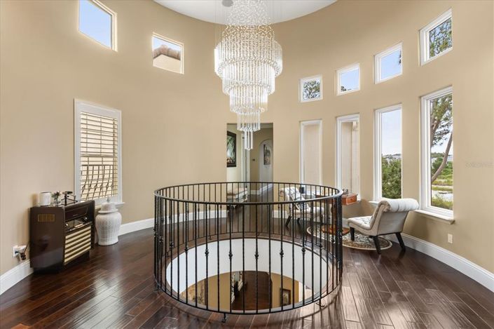 Image No.35-4 Bed House for sale