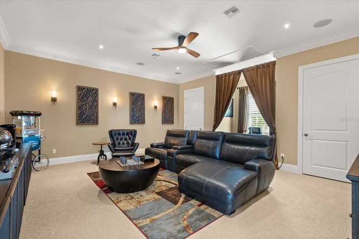 Image No.38-4 Bed House for sale