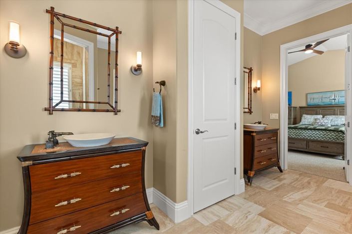 Image No.46-4 Bed House for sale