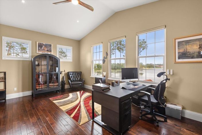 Image No.52-4 Bed House for sale