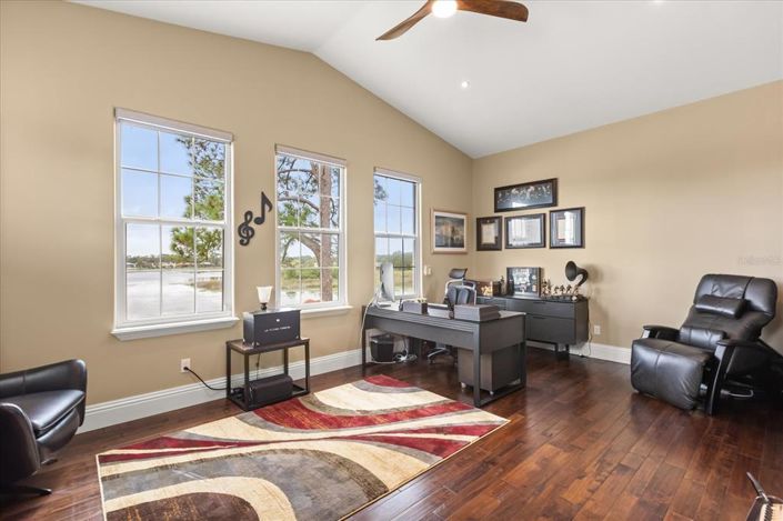 Image No.53-4 Bed House for sale