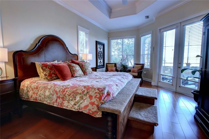 Image No.25-5 Bed House for sale