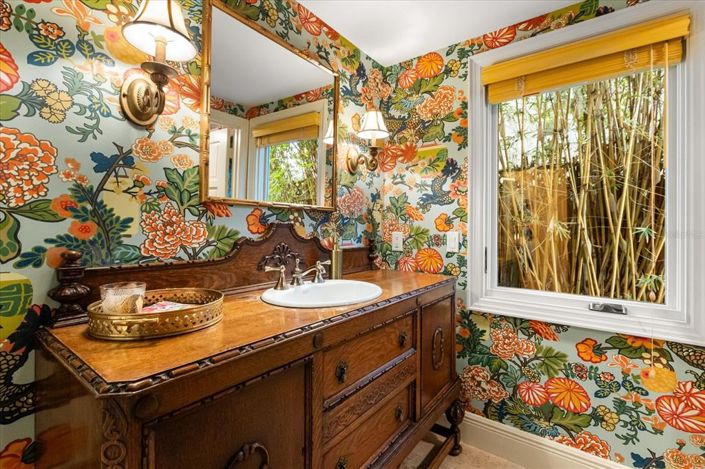 Image No.19-5 Bed House for sale