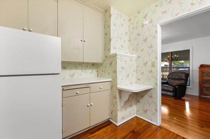 Image No.36-5 Bed House for sale