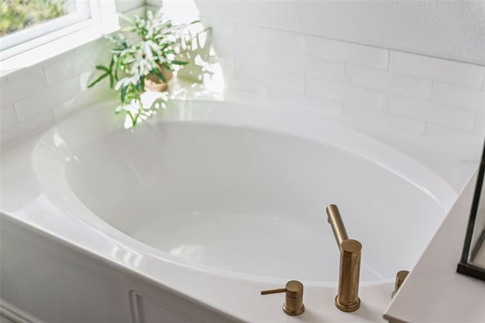 Image No.35-3 Bed House for sale