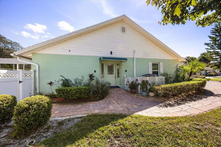 Image No.31-4 Bed House for sale