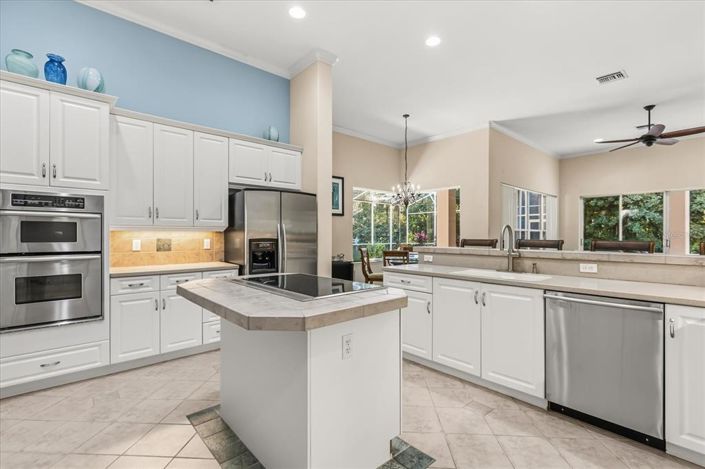 Image No.9-4 Bed House for sale