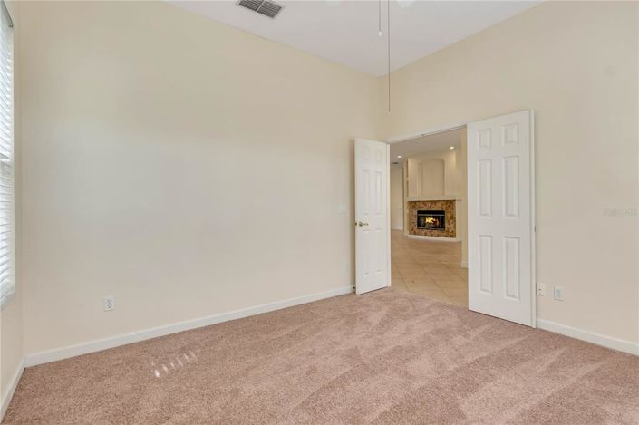 Image No.12-4 Bed House for sale