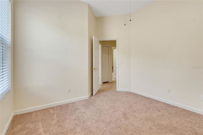 Image No.26-4 Bed House for sale