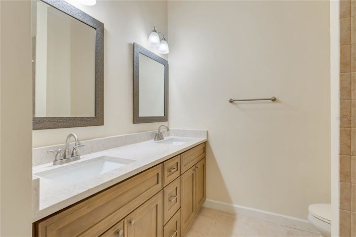 Image No.27-4 Bed House for sale