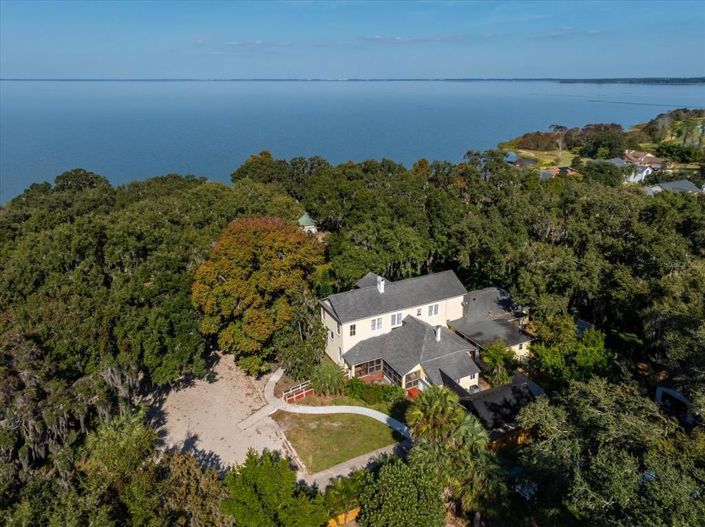 Image No.4-6 Bed House for sale