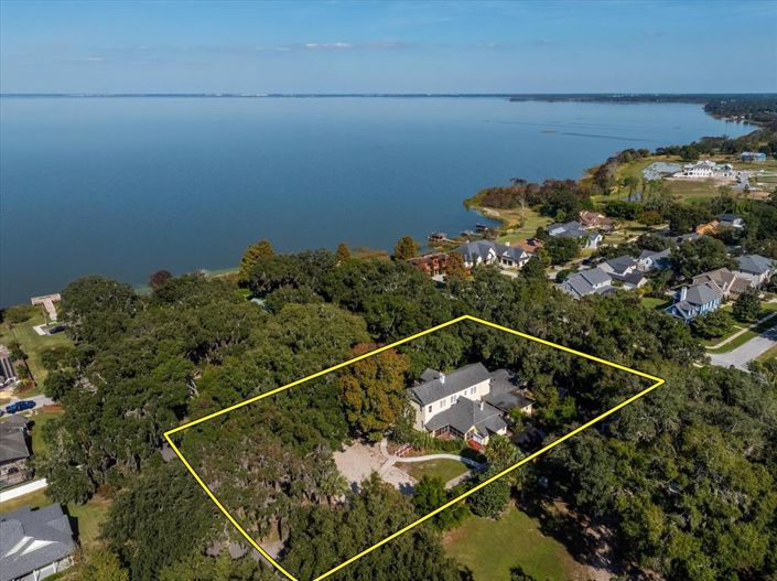 Image No.6-6 Bed House for sale