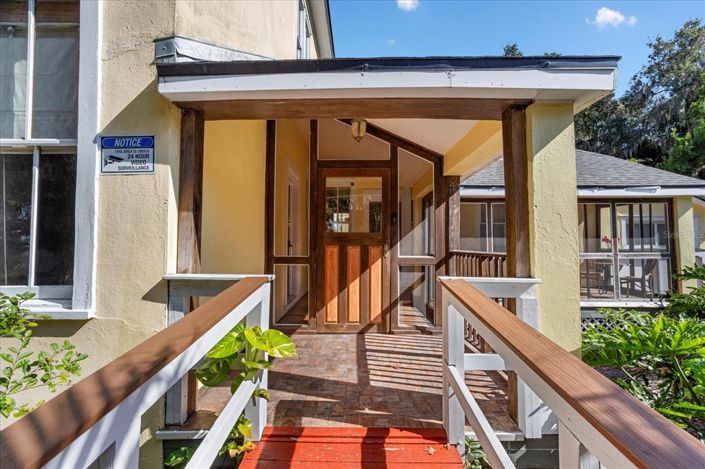 Image No.7-6 Bed House for sale