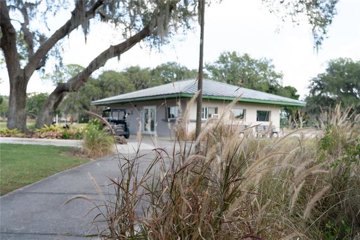 Image No.10-4 Bed House for sale