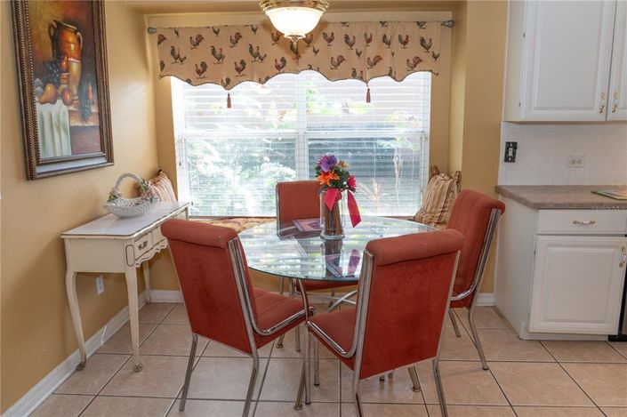 Image No.24-4 Bed House for sale