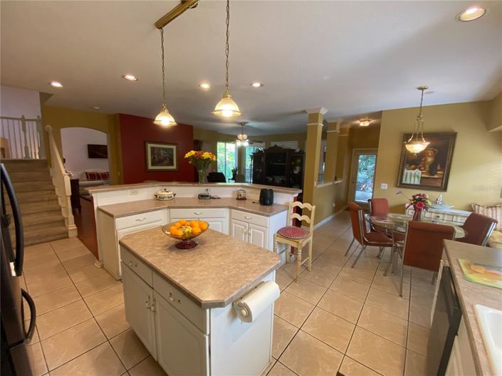 Image No.51-4 Bed House for sale