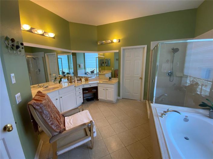 Image No.55-4 Bed House for sale