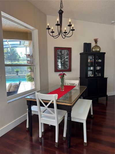 Image No.12-5 Bed House for sale