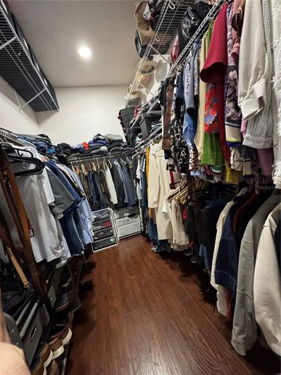 Image No.24-5 Bed House for sale