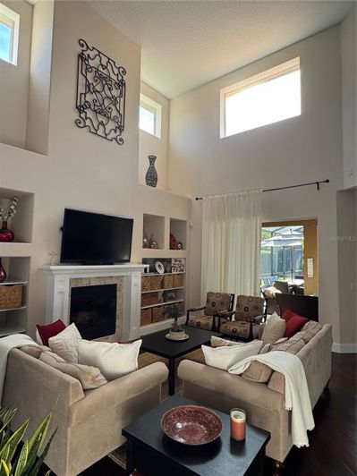 Image No.25-5 Bed House for sale