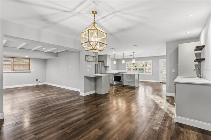 Image No.11-4 Bed House for sale