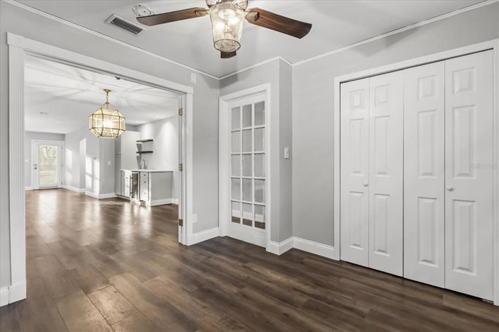 Image No.15-4 Bed House for sale