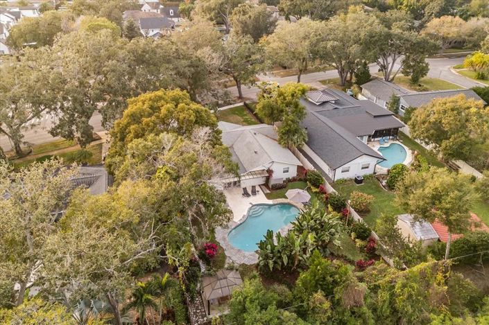 Image No.30-4 Bed House for sale