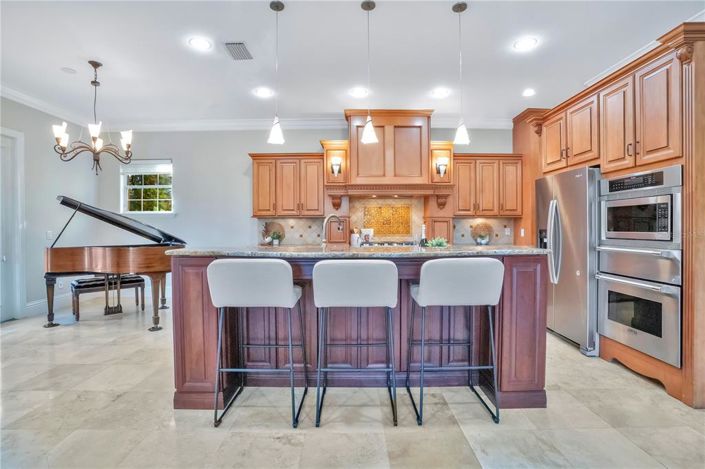 Image No.17-4 Bed House for sale