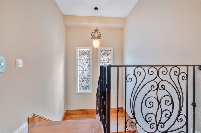 Image No.37-4 Bed House for sale