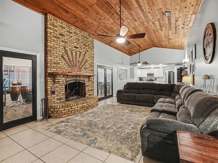 Image No.4-4 Bed House for sale