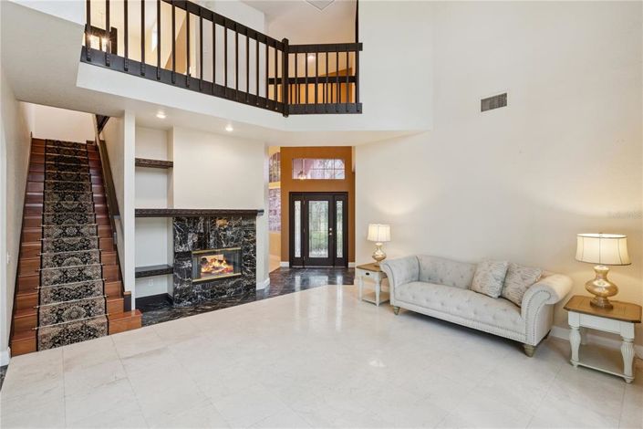 Image No.2-3 Bed House for sale