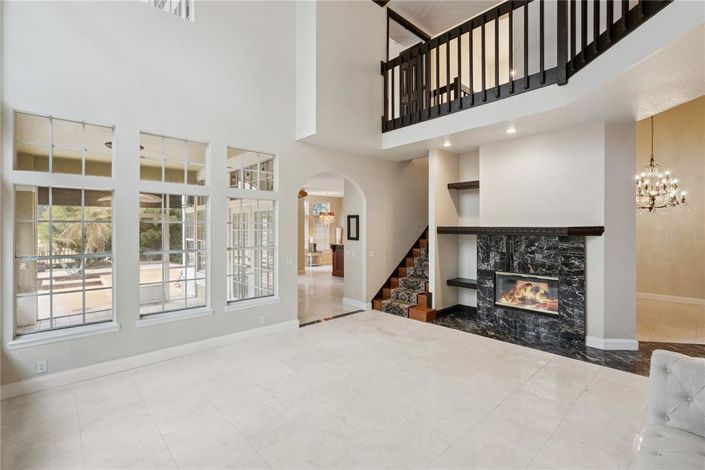 Image No.3-3 Bed House for sale