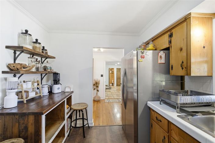 Image No.11-5 Bed House for sale