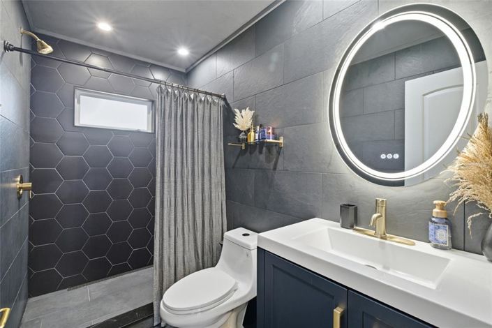 Image No.25-5 Bed House for sale