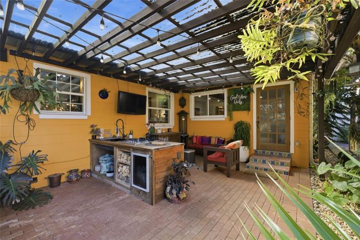 Image No.28-5 Bed House for sale