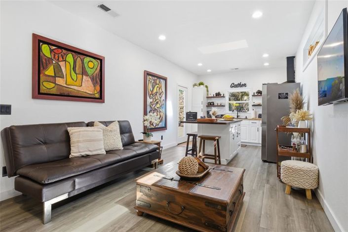 Image No.39-5 Bed House for sale