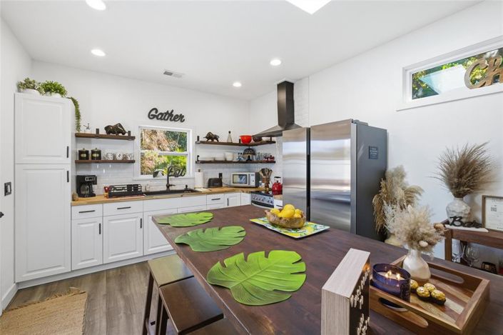 Image No.43-5 Bed House for sale