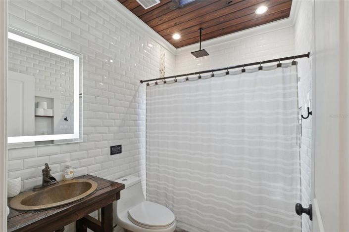 Image No.52-5 Bed House for sale