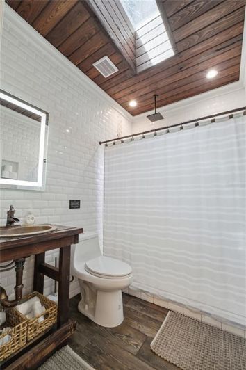 Image No.53-5 Bed House for sale