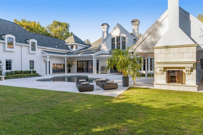 Image No.2-5 Bed House for sale