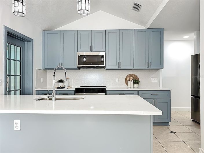 Image No.7-Maison de 4 chambres à vendre à Saint John