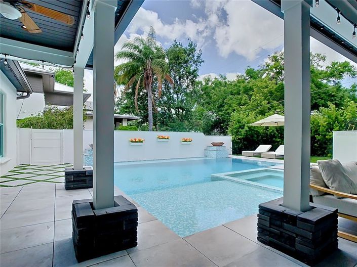 Image No.11-4 Bed House for sale