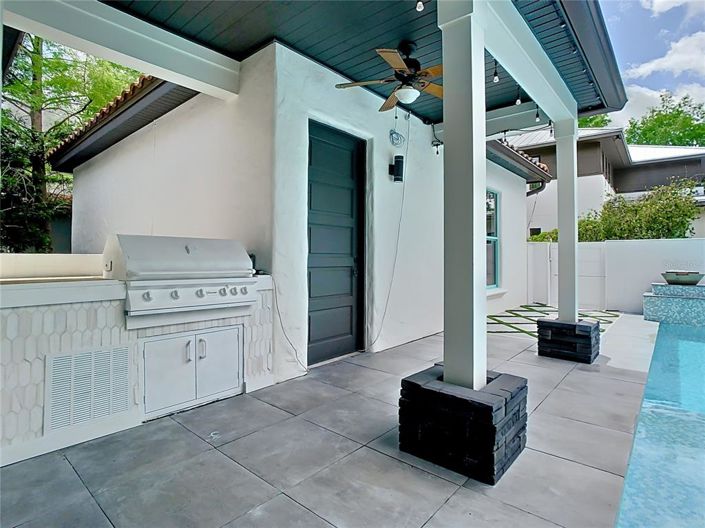 Image No.12-4 Bed House for sale