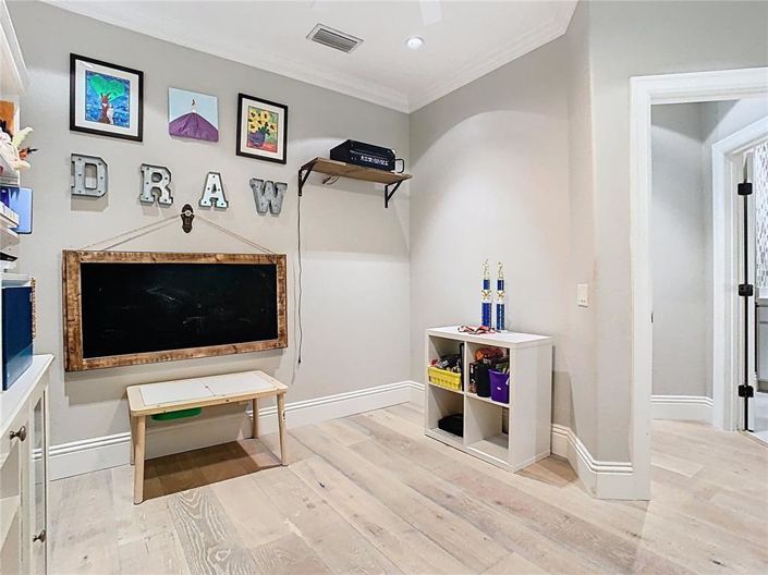 Image No.36-4 Bed House for sale