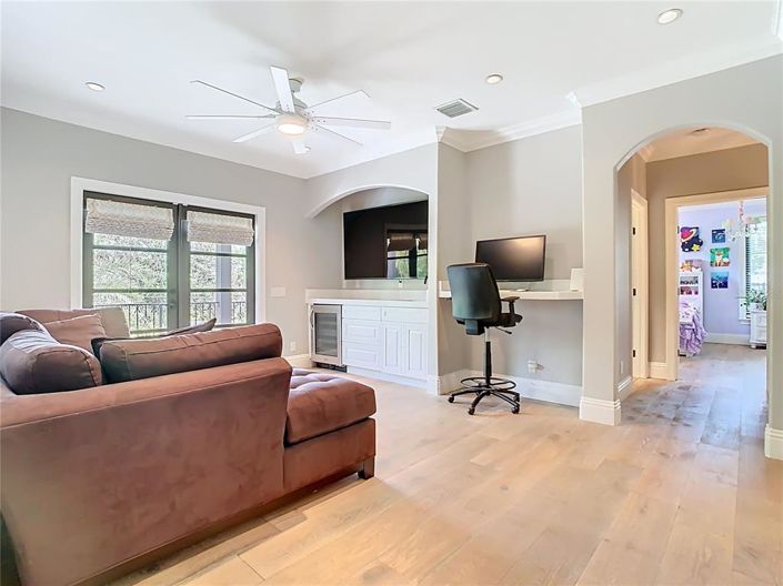 Image No.41-4 Bed House for sale