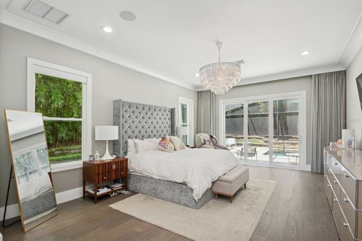 Image No.15-5 Bed House for sale